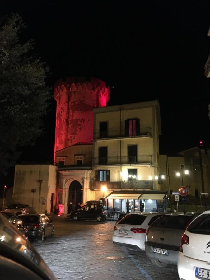 Casa Vacanze Torre Di Mola Formia Exterior foto